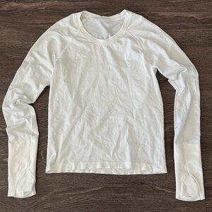 Swiftly Tech Long-Sleeve Shirt 2.0 Hip Length